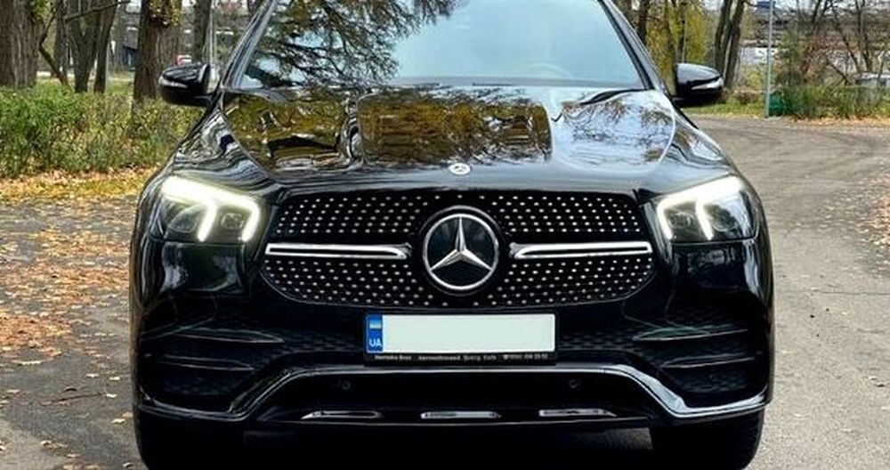 111 Прокат Mercedes Benz GLE 350D Coupe на весілля 