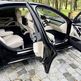 251 Mercedes Benz W223 S560 AMG vip авто - авто на весілля у Києві - портфоліо 3