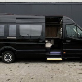 425 Мікроавтобус Mercedes Sprinter 8 місць - авто на весілля у Києві - портфоліо 4