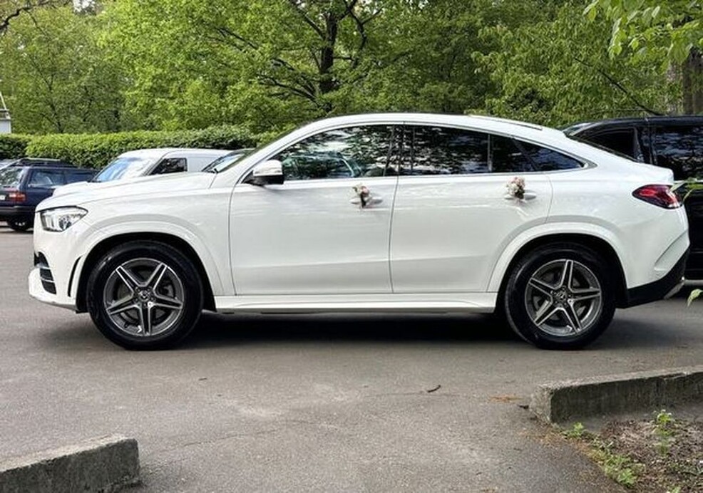 244 Позашляховик Mercedes-Benz AMG AMG Gle Coupe 