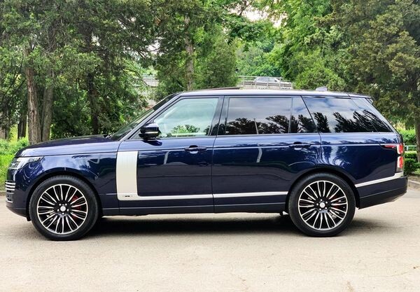 221 Позашляховик Range Rover Vogue Long 