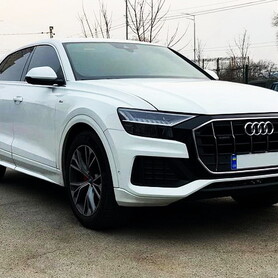 037 Позашляховик Audi Q8 S Line біла на весілля - авто на весілля у Києві - портфоліо 6