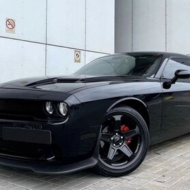 103 Оренда Dodge Challenger чорний 3.6 - авто на весілля у Києві - портфоліо 1