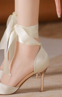 Wedding Shoes - весільна сукня, салон у Дніпрі - фото 4