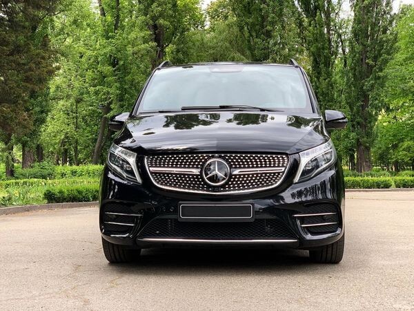 043 Оренда Mercedes-Benz V Class мікроавтобус 