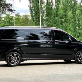 043 Оренда Mercedes-Benz V Class мікроавтобус - авто на весілля у Києві - портфоліо 5