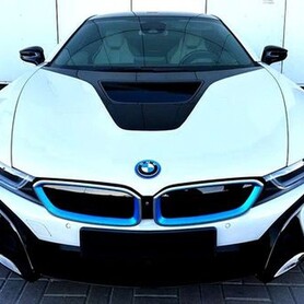 194 Прокат спортивного автомобіля BMW I8 без водія - авто на весілля у Києві - портфоліо 2