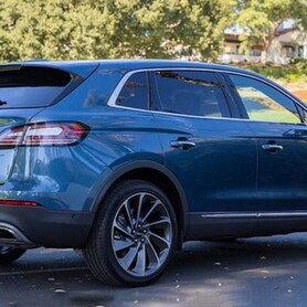 225 Оренда Lincoln Nautilus синій - авто на весілля у Києві - портфоліо 4