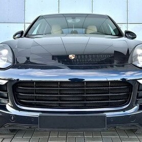 006 Позашляховик Porsche Cayenne чорний - авто на весілля у Києві - портфоліо 2