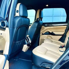 006 Позашляховик Porsche Cayenne чорний - авто на весілля у Києві - портфоліо 6