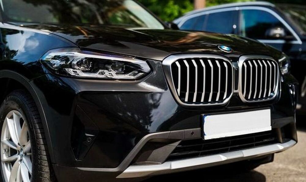 036 BMW X3 чорний позашляховик на прокат 