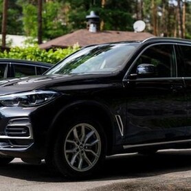 040 BMW X5 чорний позашляховик оренда - авто на весілля у Києві - портфоліо 4