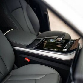 041 Позашляховик Audi Q8 біла прокат оренда - авто на весілля у Києві - портфоліо 6
