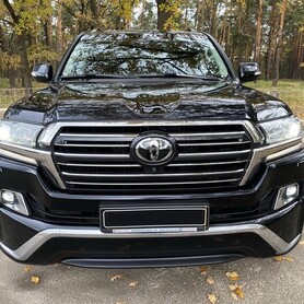 090 Внедорожник Toyota Land Cruiser 200 на свадьбу - авто на весілля у Києві - портфоліо 2