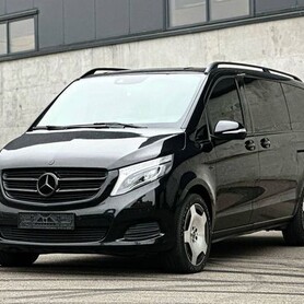 309 Мікроавтобус Mercedes V-class на весілля - авто на весілля у Києві - портфоліо 2