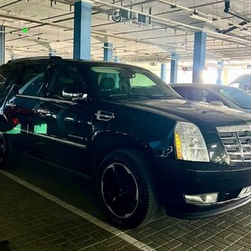 122 Позашляховик Cadillac Escalade замовити - авто на весілля у Києві - портфоліо 2