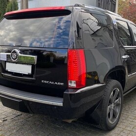 122 Позашляховик Cadillac Escalade замовити - авто на весілля у Києві - портфоліо 6