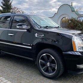 122 Позашляховик Cadillac Escalade замовити - авто на весілля у Києві - портфоліо 1