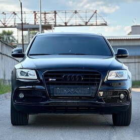 114 Позашляховик Audi Q5-Quattro оренда - авто на весілля у Києві - портфоліо 2