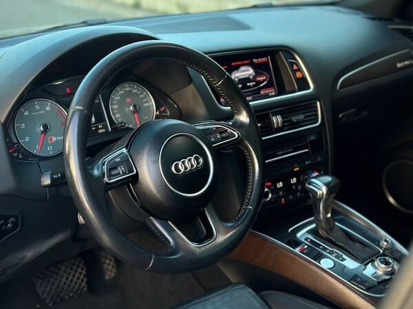 114 Позашляховик Audi Q5-Quattro оренда 