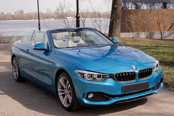 017 Прокат кабріолета BMW 430 серії 