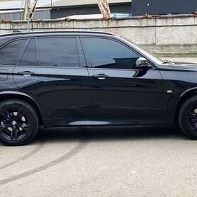 161 BMW X5 чорний джип 2014 оренда з водієм - авто на весілля у Києві - портфоліо 5