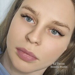 Сімейна студія краси K2 Twins Beauty Studio - стиліст, візажист у Києві - фото 3