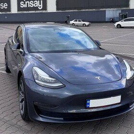 145 Электрокар Tesla Model 3 серая - авто на весілля у Києві - портфоліо 3