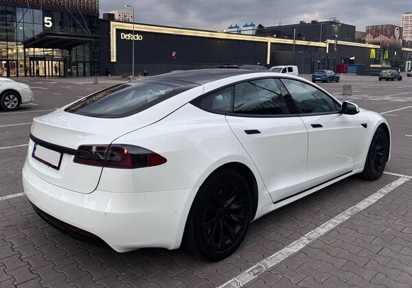 168 Електрокар Tesla Model S біла прокат б 