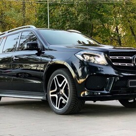 385 Позашляховик Mercedes-Benz GLS 350 оренда - авто на весілля у Києві - портфоліо 1