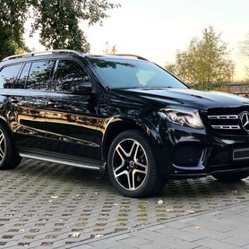 385 Позашляховик Mercedes-Benz GLS 350 оренда - авто на весілля у Києві - портфоліо 4