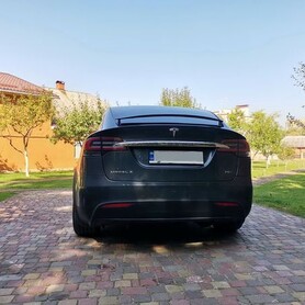075 Tesla Model X сіра електричний позашляховик - авто на весілля у Києві - портфоліо 4