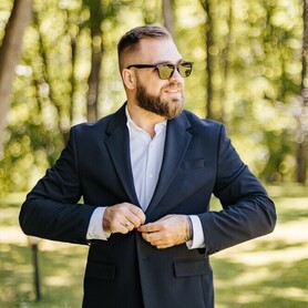 Віктор Гнатюк