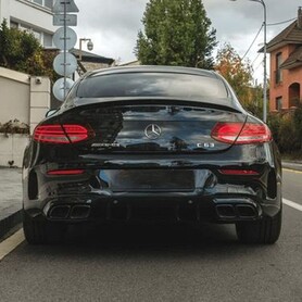 345 Оренда Mercedes-Benz C 63 AMG Сoupe - авто на весілля у Києві - портфоліо 6