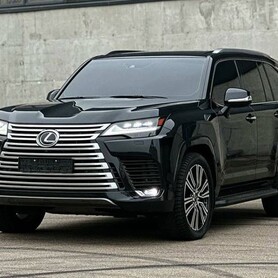 354 Прокат джип без водителя Lexus LX 500 - авто на весілля у Києві - портфоліо 1