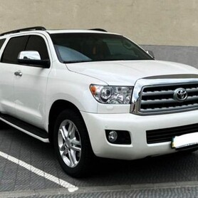 346 Броньований Toyota Sequoia біла оренда - авто на весілля у Києві - портфоліо 1