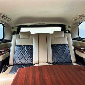 346 Броньований Toyota Sequoia біла оренда - авто на весілля у Києві - портфоліо 3