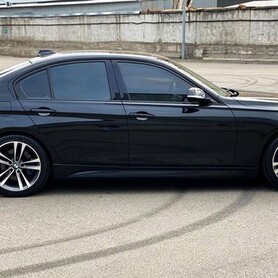 175 Прокат авто BMW 328i на свадьбу - авто на весілля у Києві - портфоліо 6