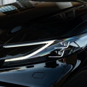 214 Аренда авто Toyota Camry 2025 XV80 - авто на весілля у Києві - портфоліо 5