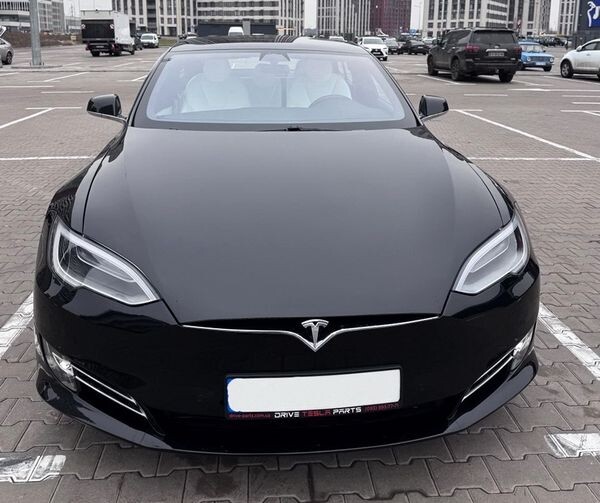 229 Прокат авто Tesla Model S Performance черный  