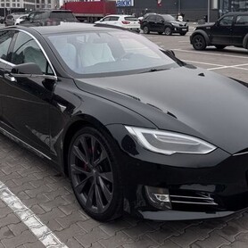 229 Прокат авто Tesla Model S Performance черный - авто на весілля у Києві - портфоліо 1