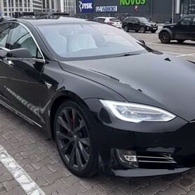 229 Прокат авто Tesla Model S Performance черный - авто на весілля у Києві - портфоліо 3