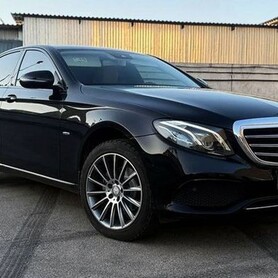 260 Прокат авто Mercedes-Benz Е-Class W213 - авто на весілля у Києві - портфоліо 1