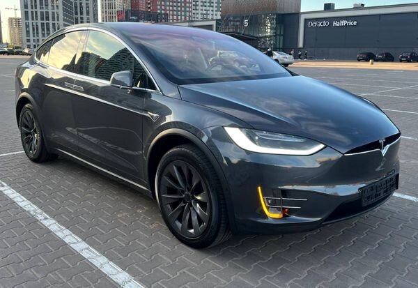 287 Прокат авто Tesla Model X серая  
