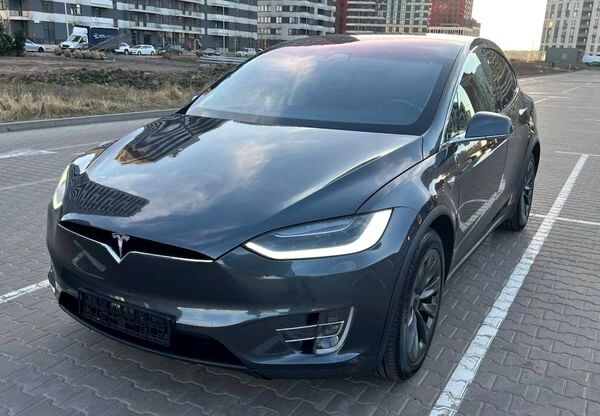 287 Прокат авто Tesla Model X серая  