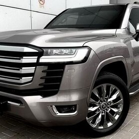 319 Прокат Toyota Land Cruiser 300 B6/B7 - авто на весілля у Києві - портфоліо 1