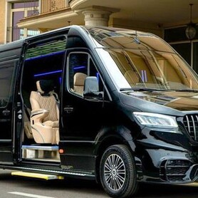 377 Оренда Mercedes-Benz Sprinter VIP+ 2025 - авто на весілля у Києві - портфоліо 1