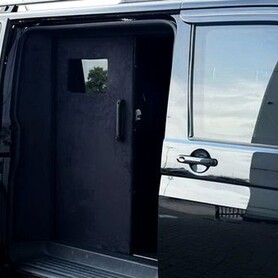 380 Прокат мікроавтобуса Volkswagen Multivan B6 - авто на весілля у Києві - портфоліо 5