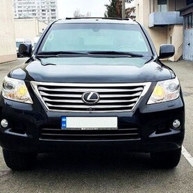 384 Оренда броньований джип Lexus LX 570 B6 - авто на весілля у Києві - портфоліо 3