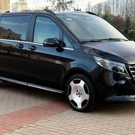 160 Мікроавтобус Mercedes Benz V class 2025 рік - авто на весілля у Києві - портфоліо 1